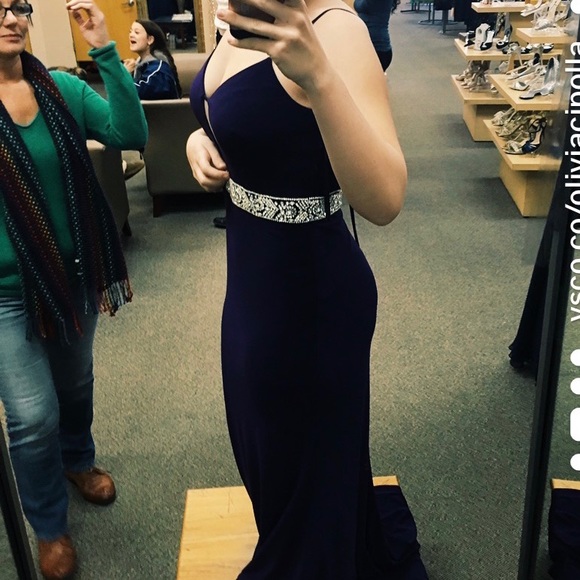 Prom gown - Picture 1 of 2